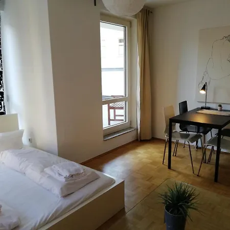 Apartment Holiday Near Central Station