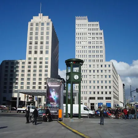 Holiday Near Central Station *